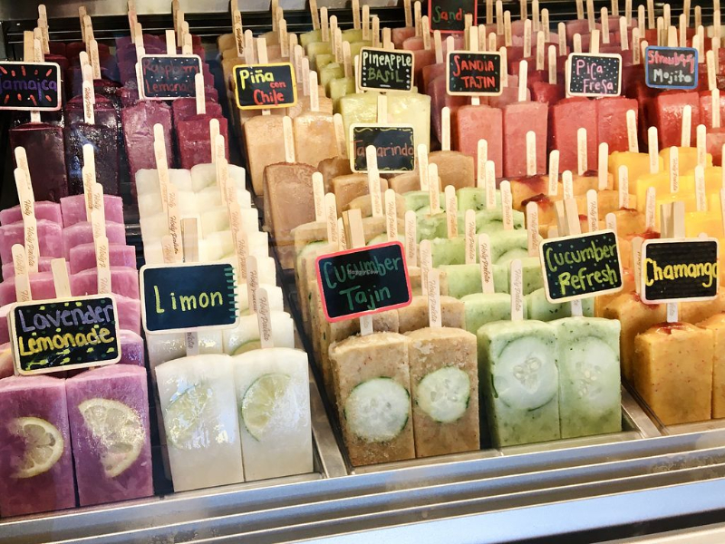 Photo of a variety of paletas